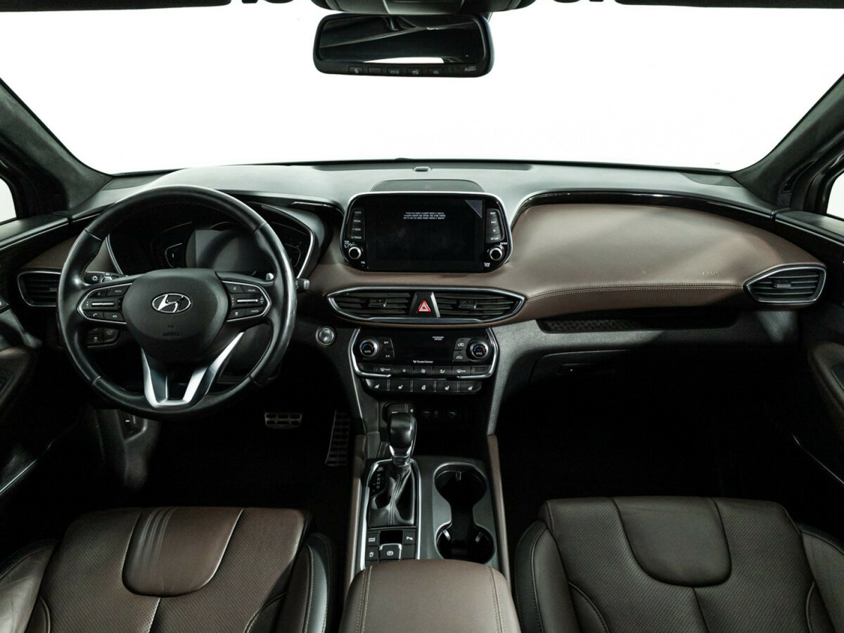 Hyundai Santa Fe с пробегом — 2019 год. Фото: #10