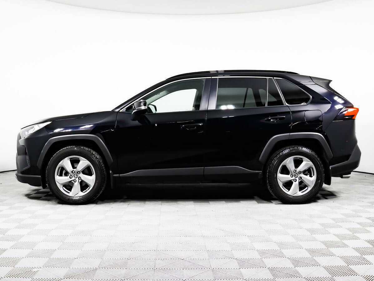 Toyota RAV4 с пробегом — 2020 год. Фото: #7