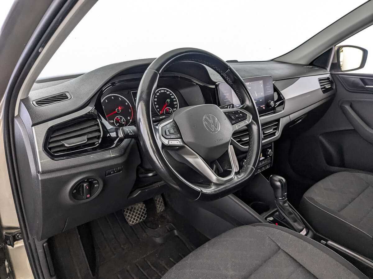 Volkswagen Polo с пробегом — 2020 год. Фото: #10