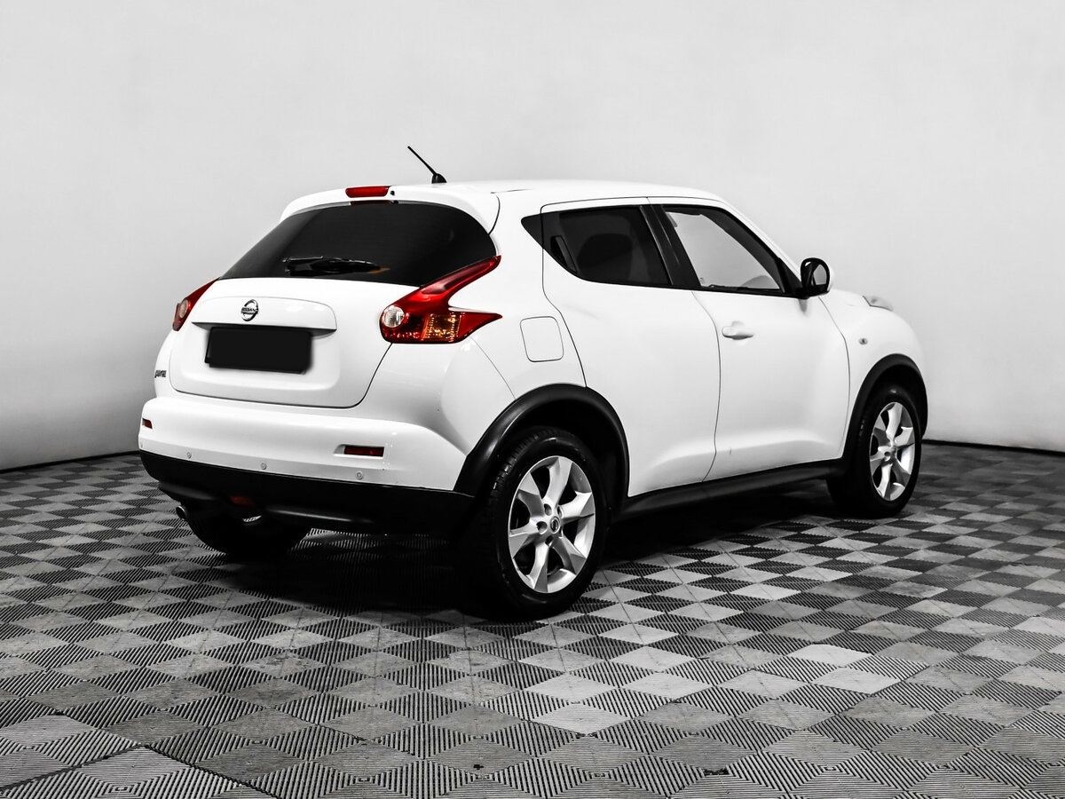 Nissan Juke с пробегом — 2012 год. Фото: #4