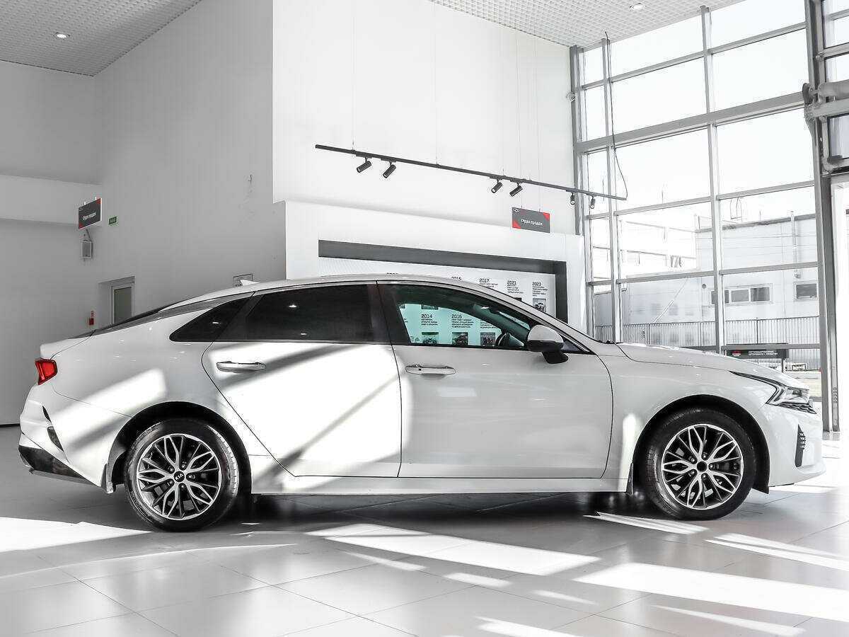 Kia K5 с пробегом — 2021 год. Фото: #3
