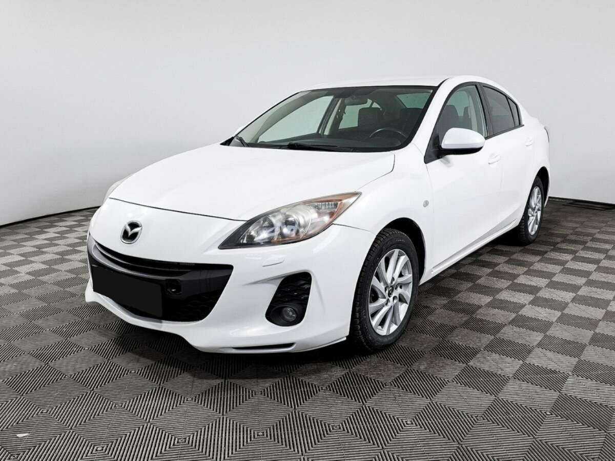 Mazda 3 с пробегом — 2013 год. Фото: #0