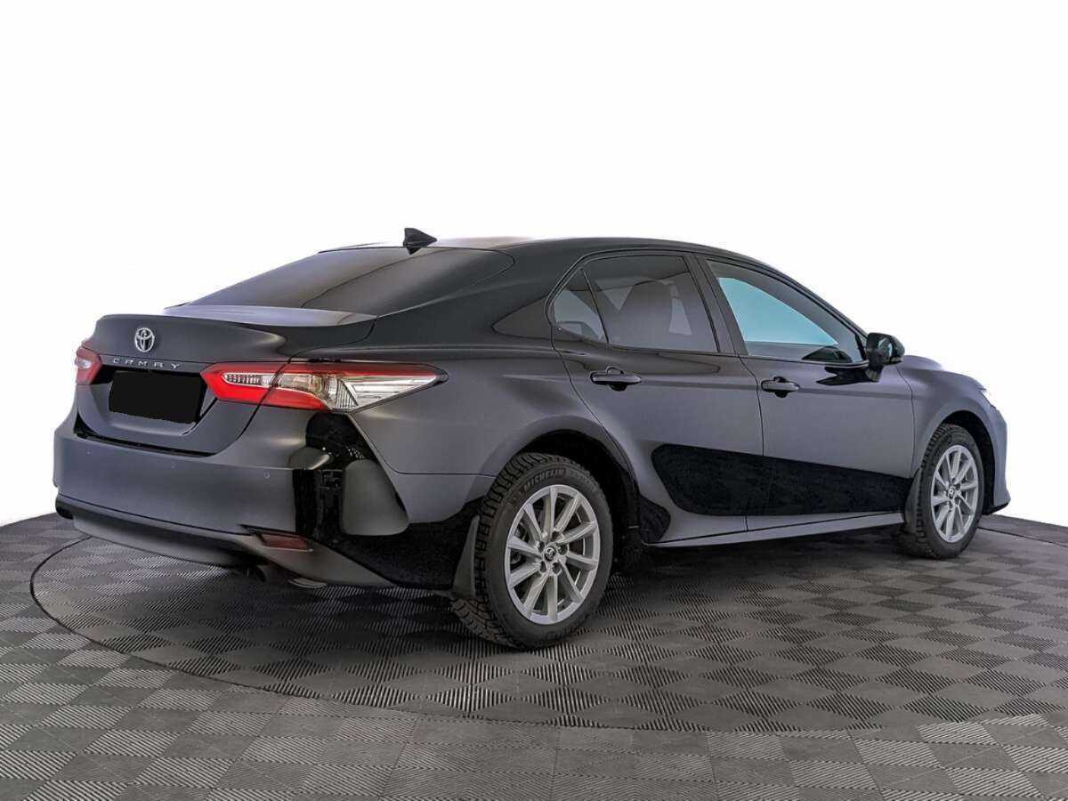 Toyota Camry с пробегом — 2022 год. Фото: #4