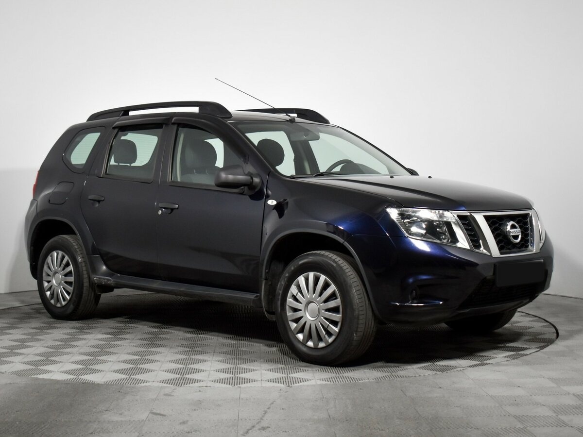 Nissan Terrano с пробегом — 2015 год. Фото: #2