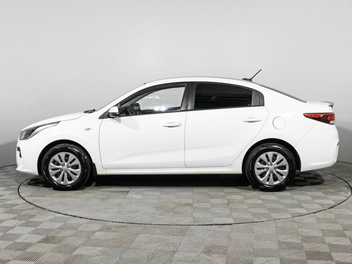 Kia Rio с пробегом — 2019 год. Фото: #7