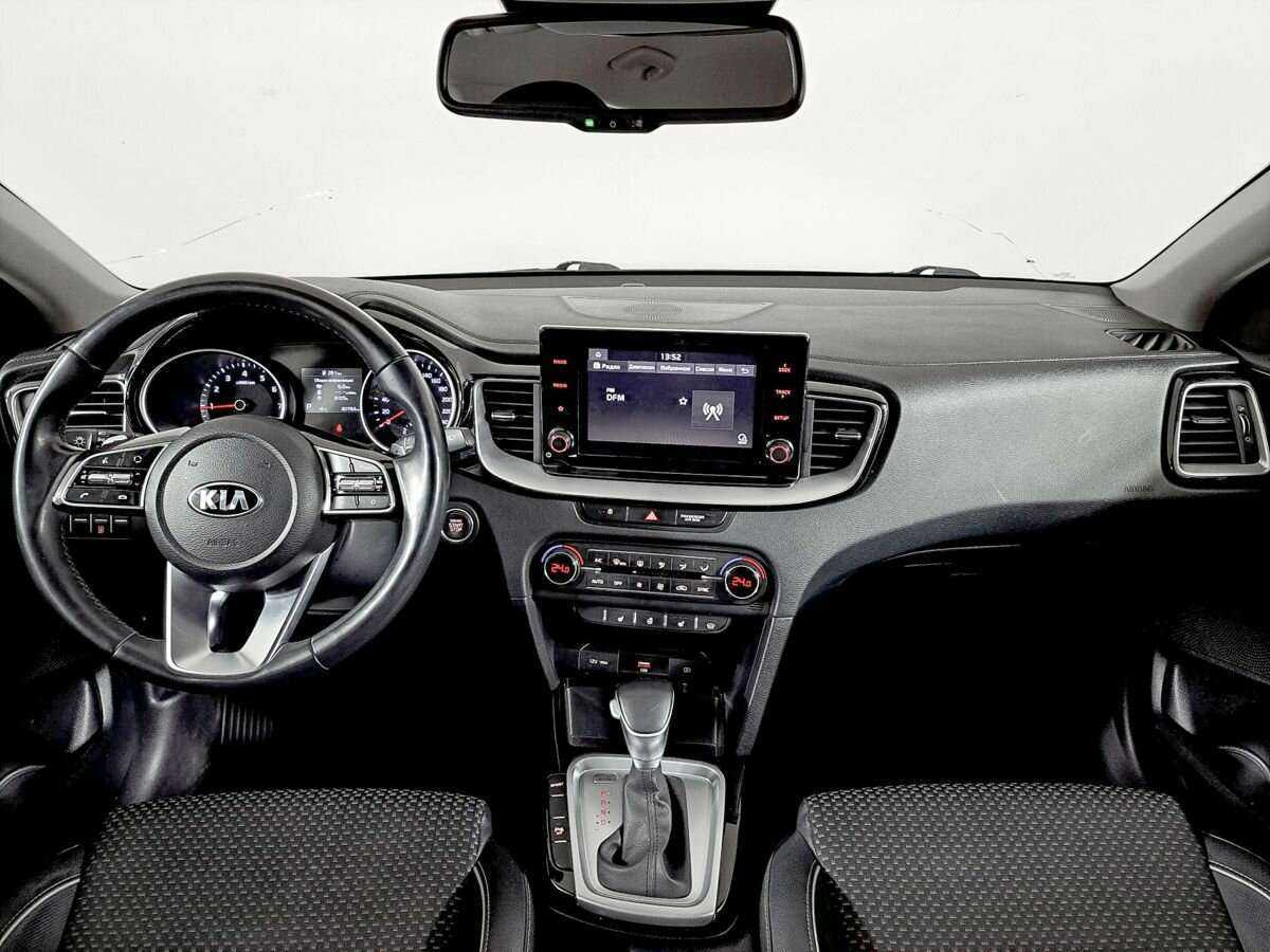 Kia Ceed с пробегом — 2021 год. Фото: #9