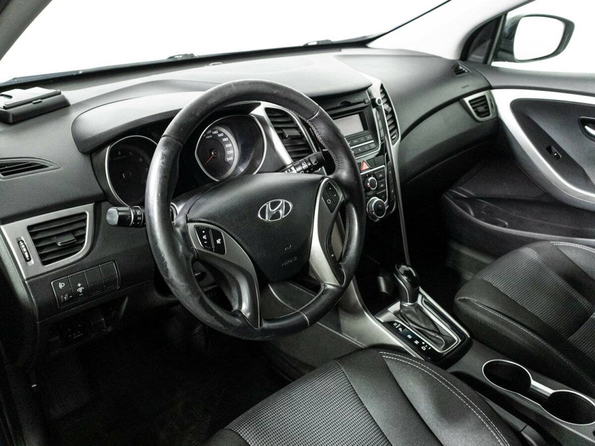 Hyundai i30 с пробегом — 2012 год. Фото: #10