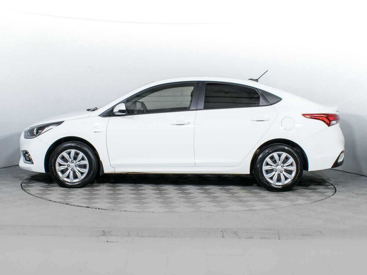 Hyundai Solaris с пробегом — 2019 год. Фото: #7