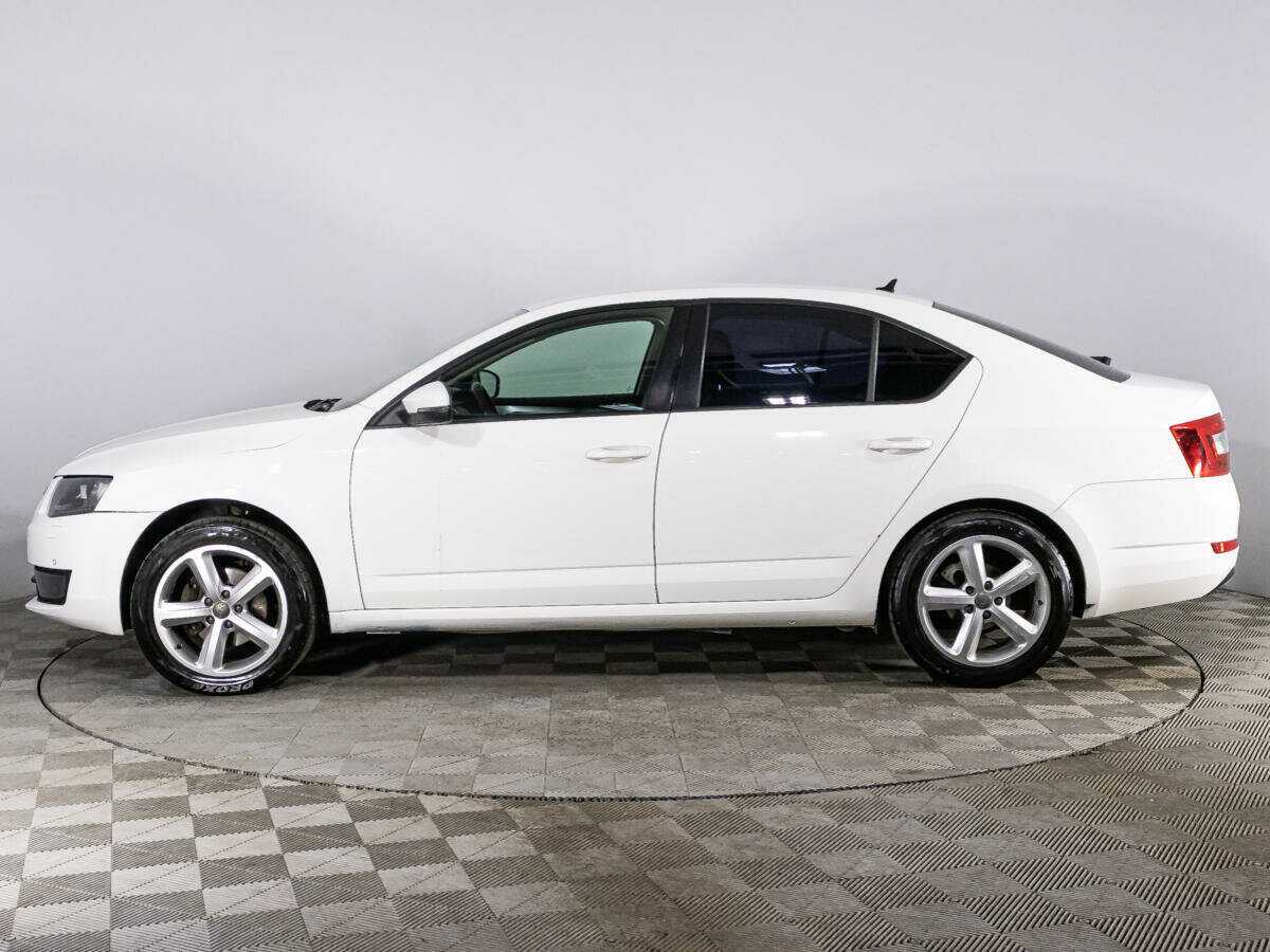 Skoda Octavia с пробегом — 2013 год. Фото: #7