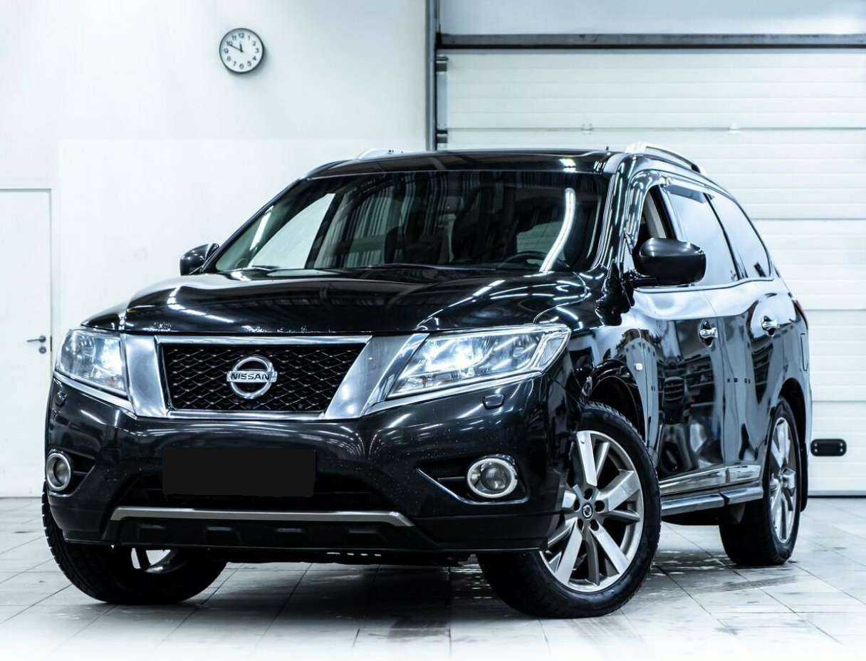 Nissan Pathfinder с пробегом — 2015 год. Посмотреть фото