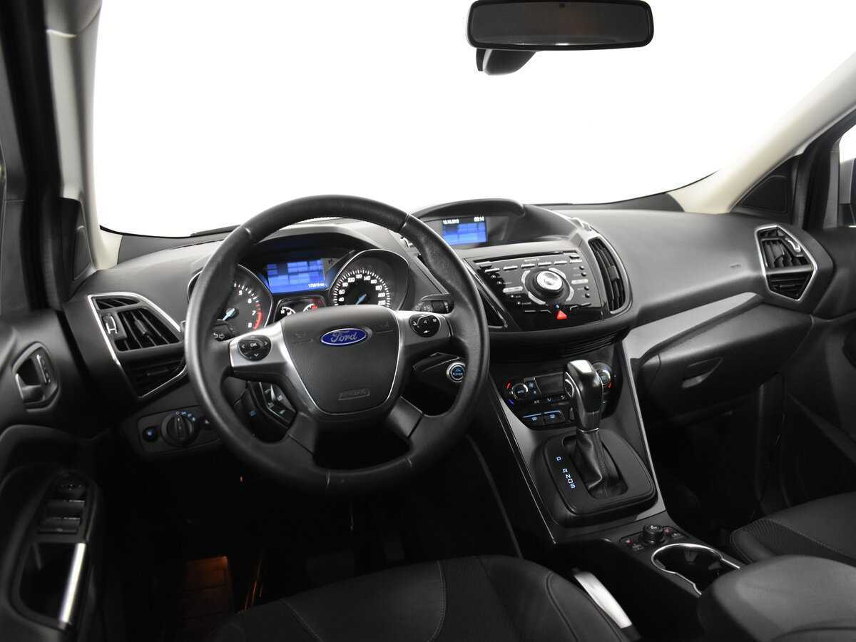 Ford Kuga с пробегом — 2014 год. Фото: #8