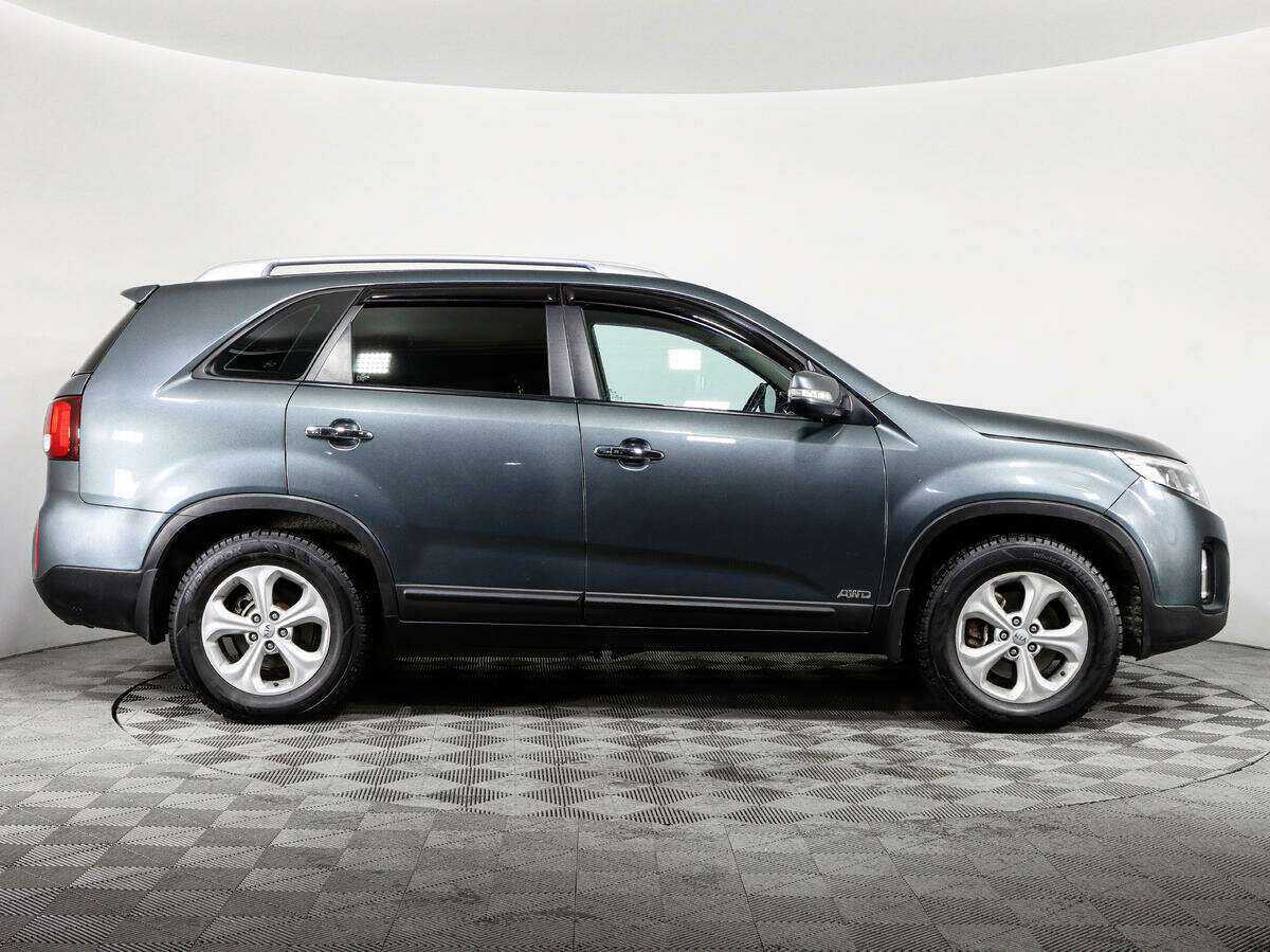 Kia Sorento с пробегом — 2013 год. Фото: #3