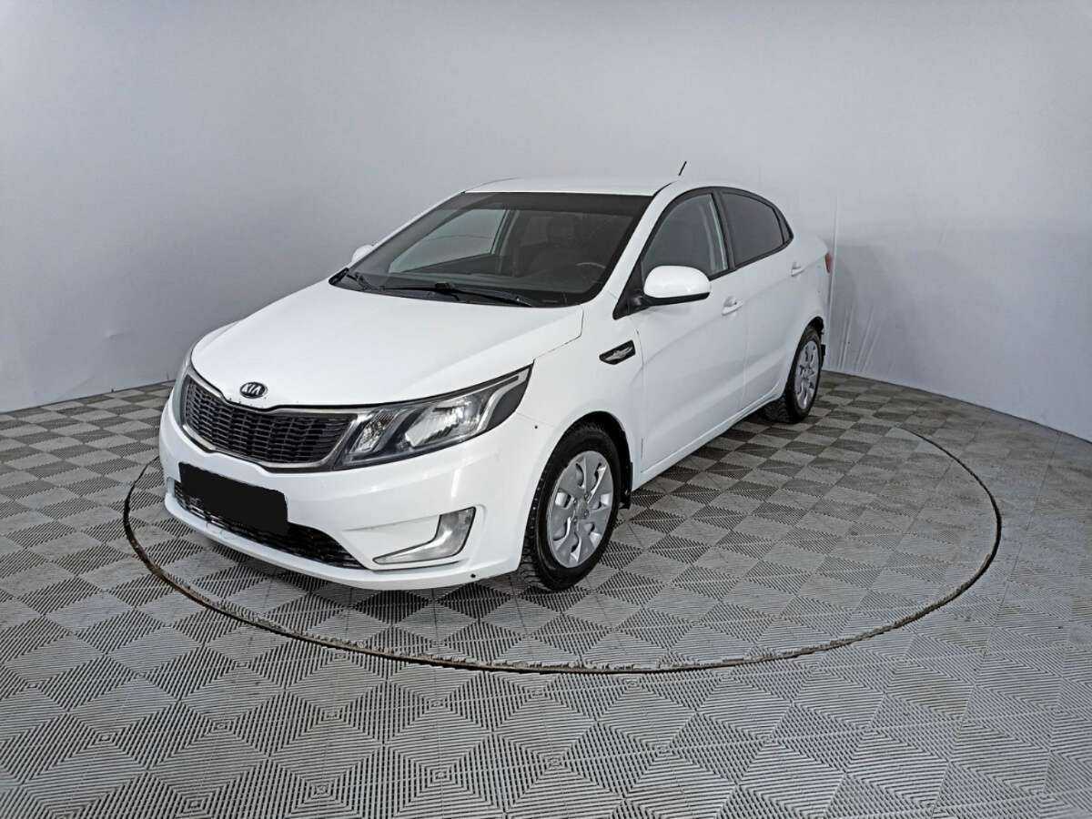 Kia Rio с пробегом — 2014 год. Фото: #0