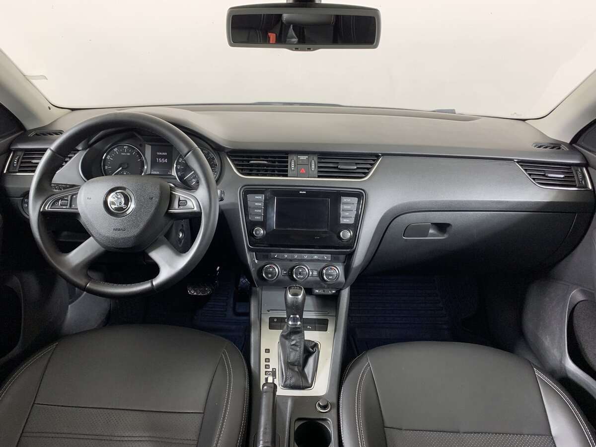 Skoda Octavia с пробегом — 2013 год. Фото: #11