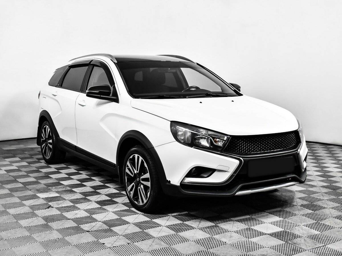 Lada (ВАЗ) Vesta с пробегом — 2020 год. Фото: #2