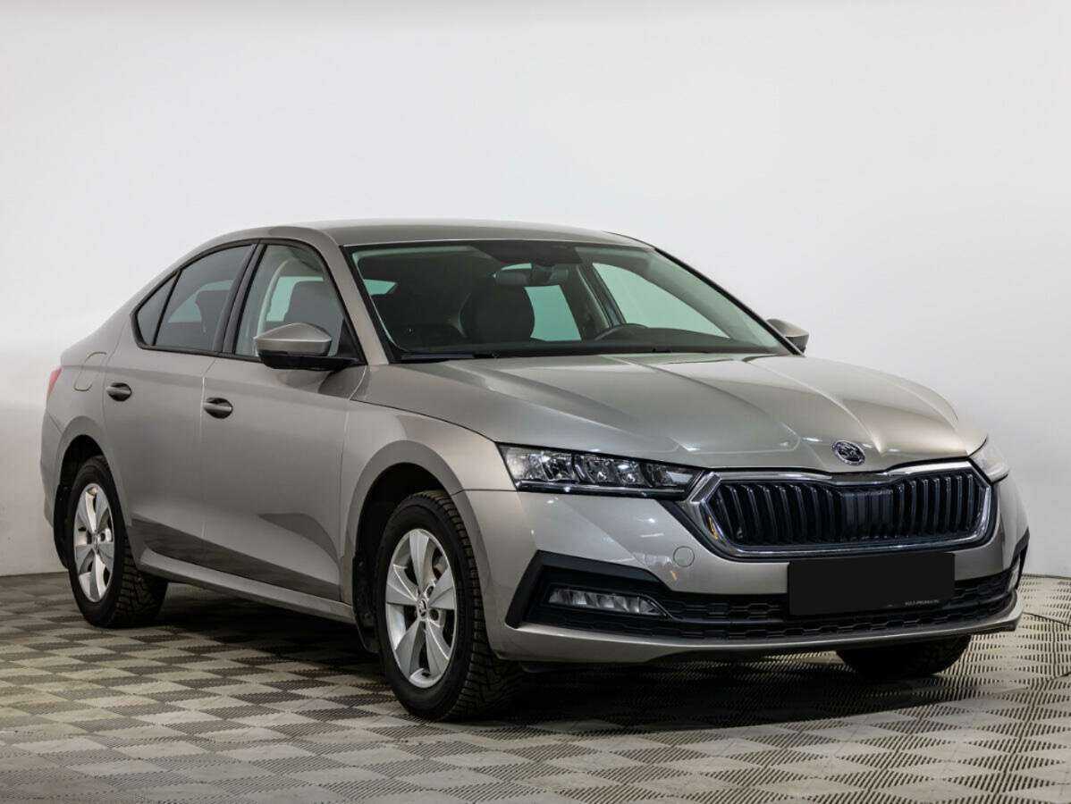 Skoda Octavia с пробегом — 2020 год. Фото: #1