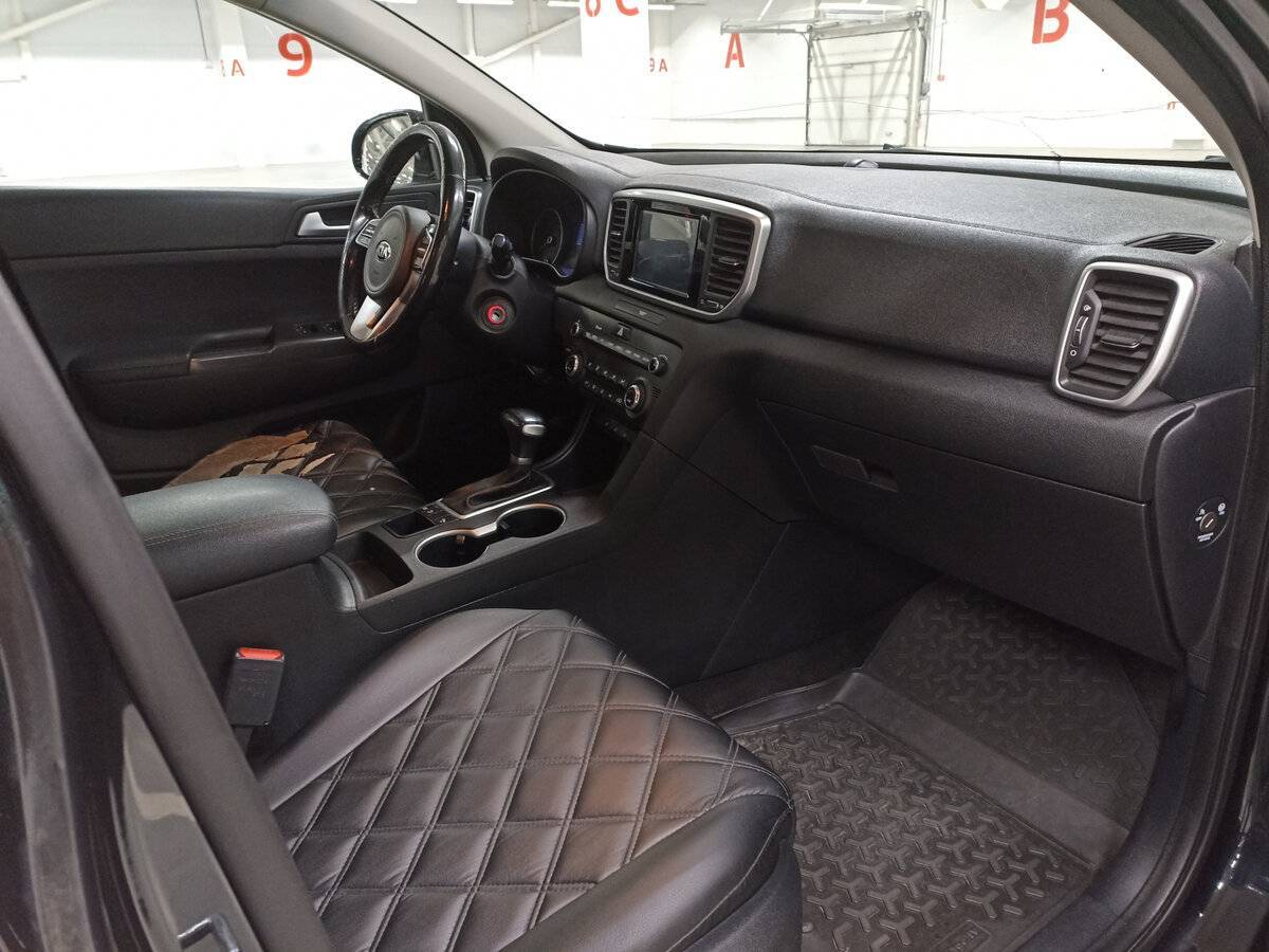 Kia Sportage с пробегом — 2018 год. Фото: #10