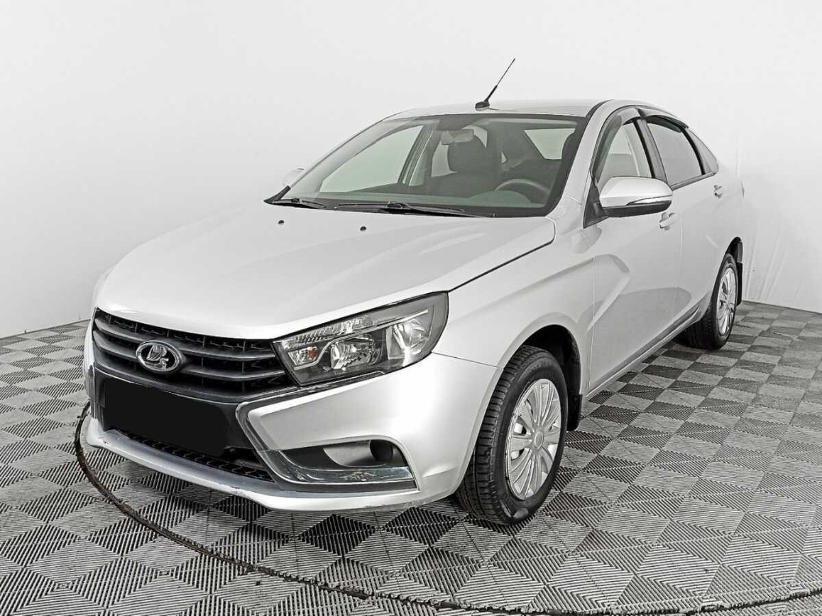 Lada (ВАЗ) Vesta с пробегом — 2017 год. Посмотреть фото