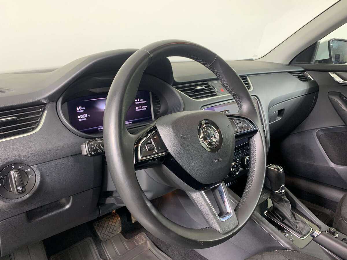 Skoda Octavia с пробегом — 2019 год. Фото: #8