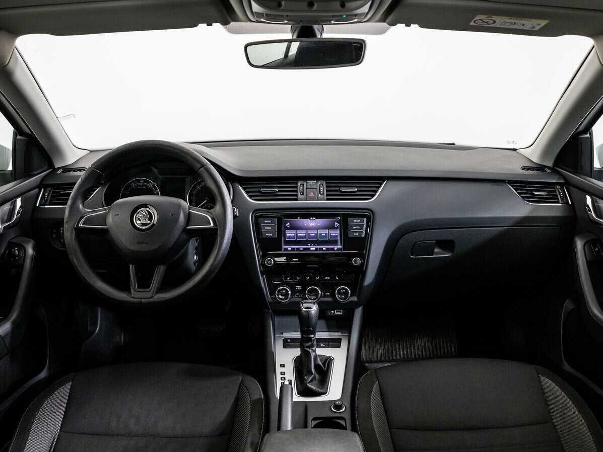 Skoda Octavia с пробегом — 2019 год. Фото: #10