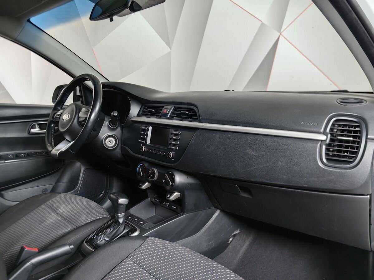 Kia Rio с пробегом — 2017 год. Фото: #8