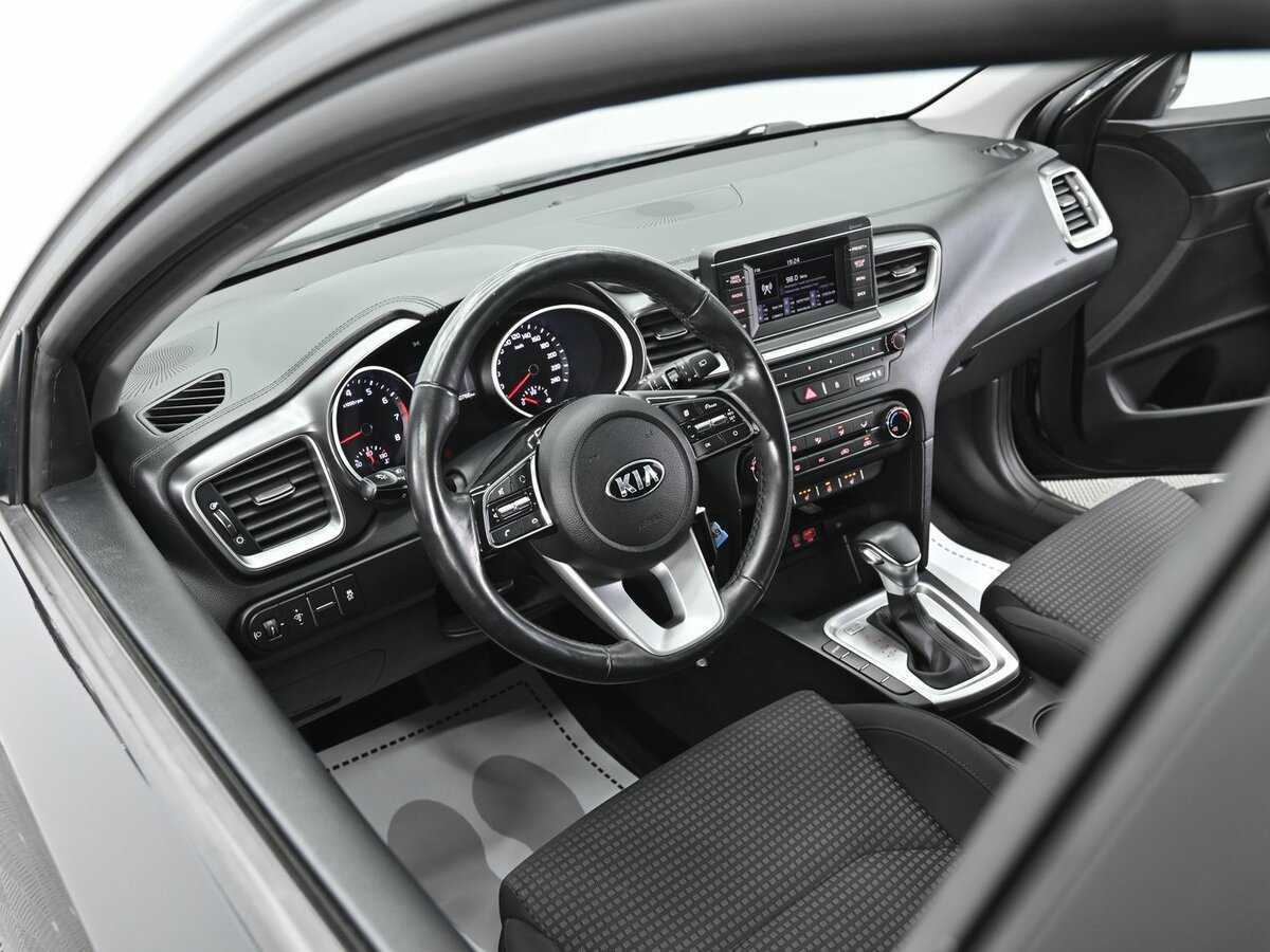 Kia Ceed с пробегом — 2018 год. Фото: #8