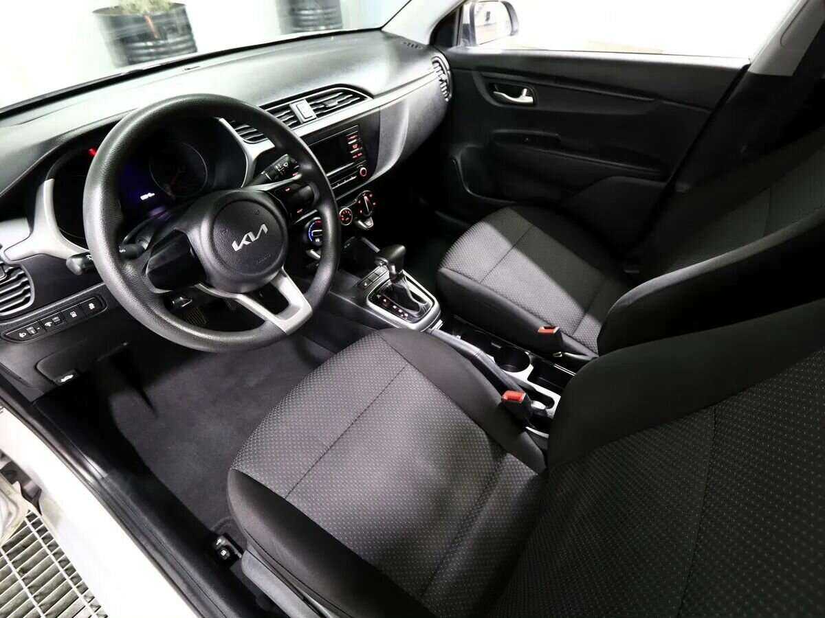 Kia Rio с пробегом — 2021 год. Фото: #5