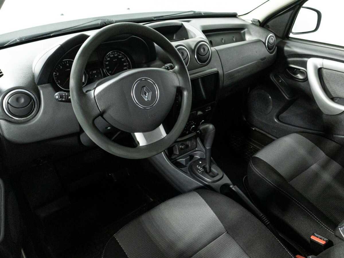 Renault Duster с пробегом — 2013 год. Фото: #10