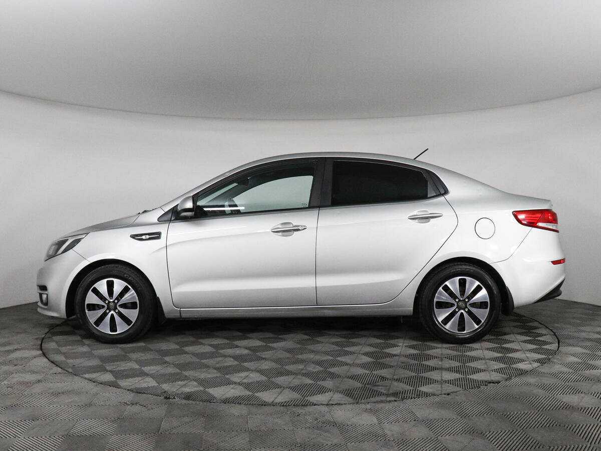 Kia Rio с пробегом — 2016 год. Фото: #7