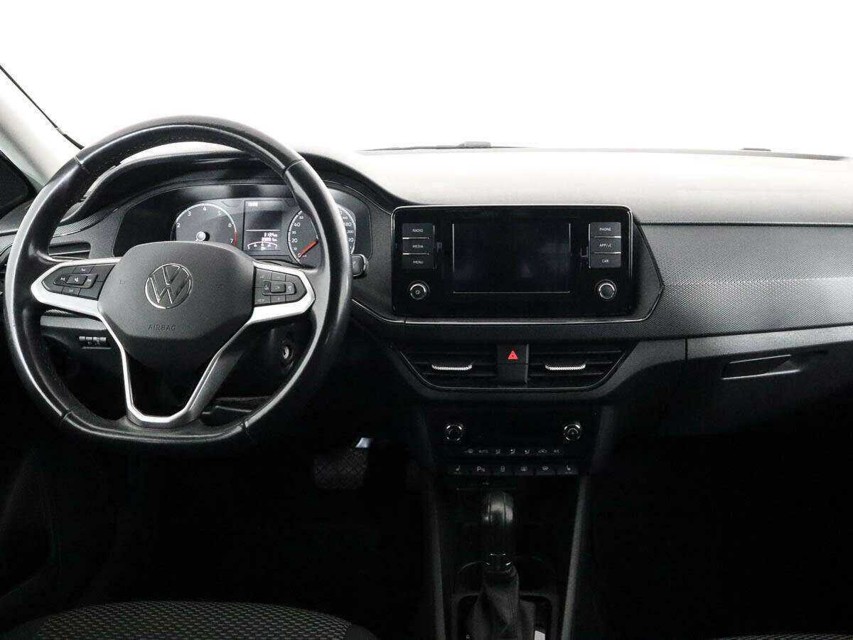 Volkswagen Polo с пробегом — 2020 год. Фото: #9
