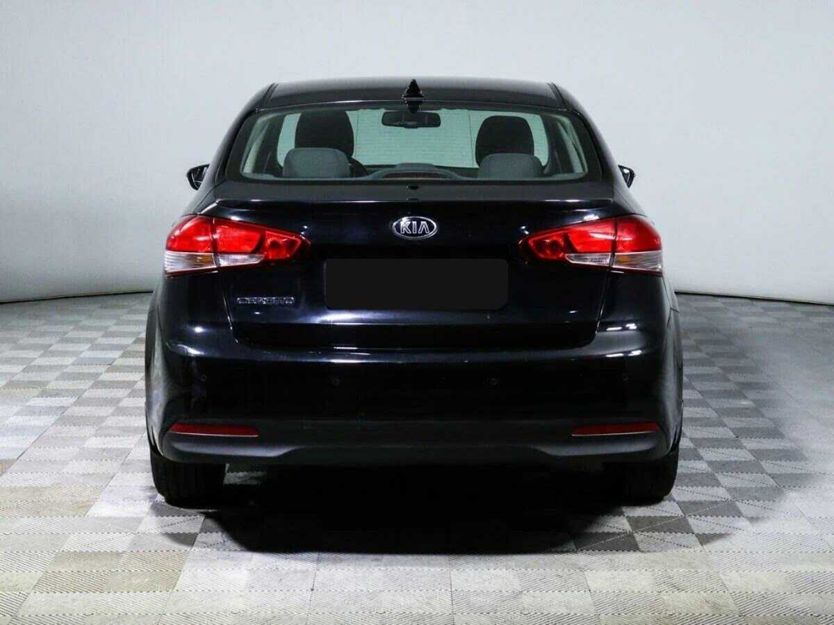 Kia Cerato с пробегом — 2018 год. Фото: #5