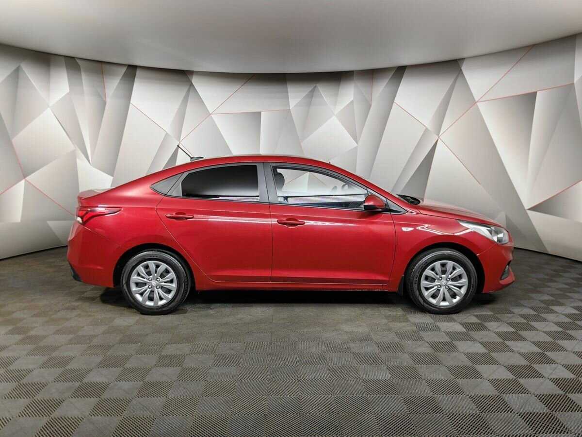 Hyundai Solaris с пробегом — 2020 год. Фото: #5