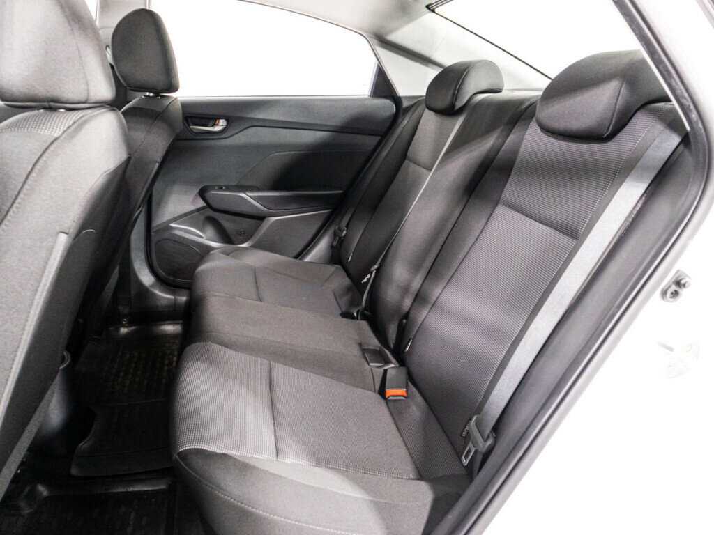 Hyundai Solaris с пробегом — 2018 год. Фото: #9