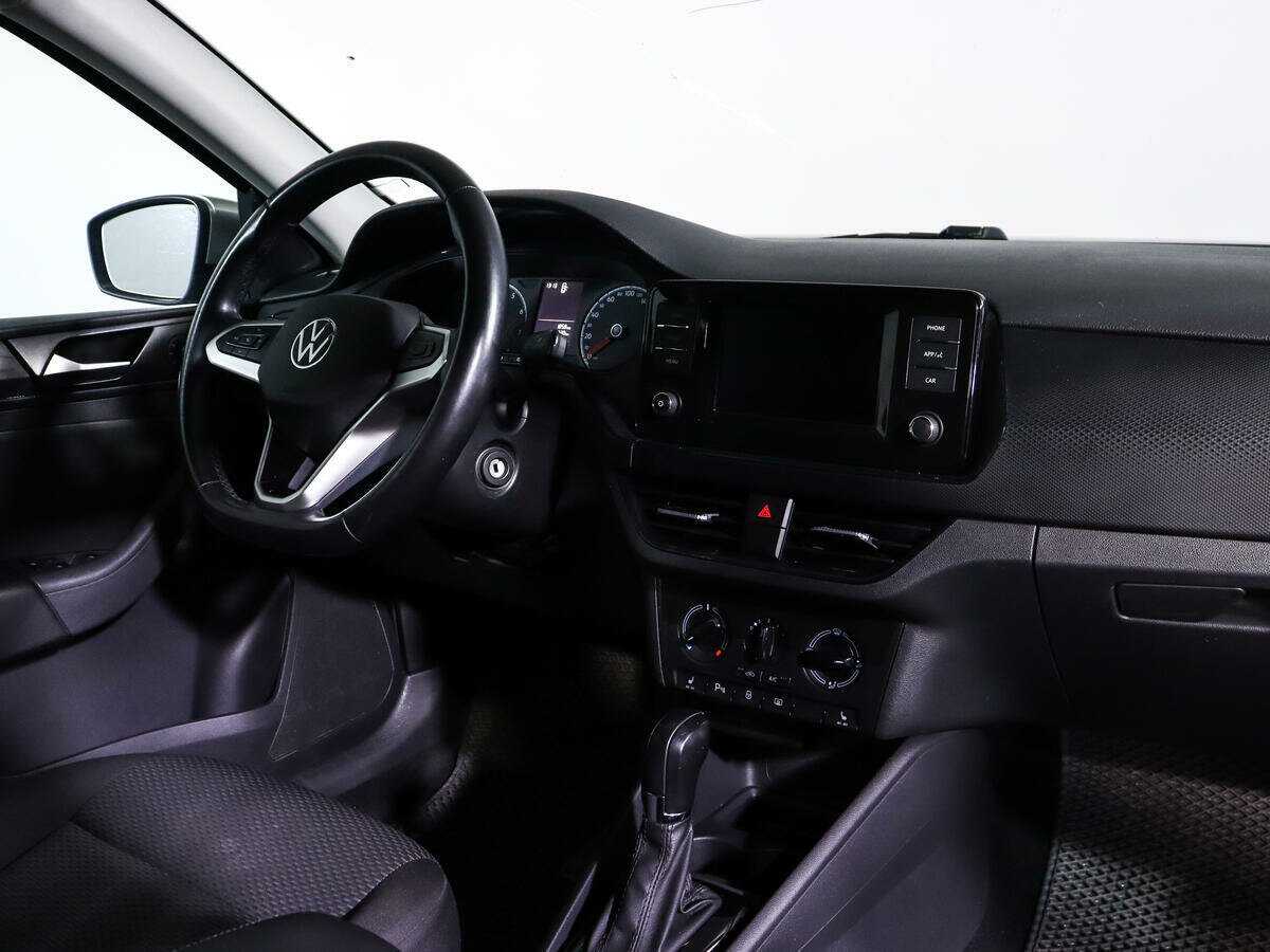 Volkswagen Polo с пробегом — 2021 год. Фото: #8