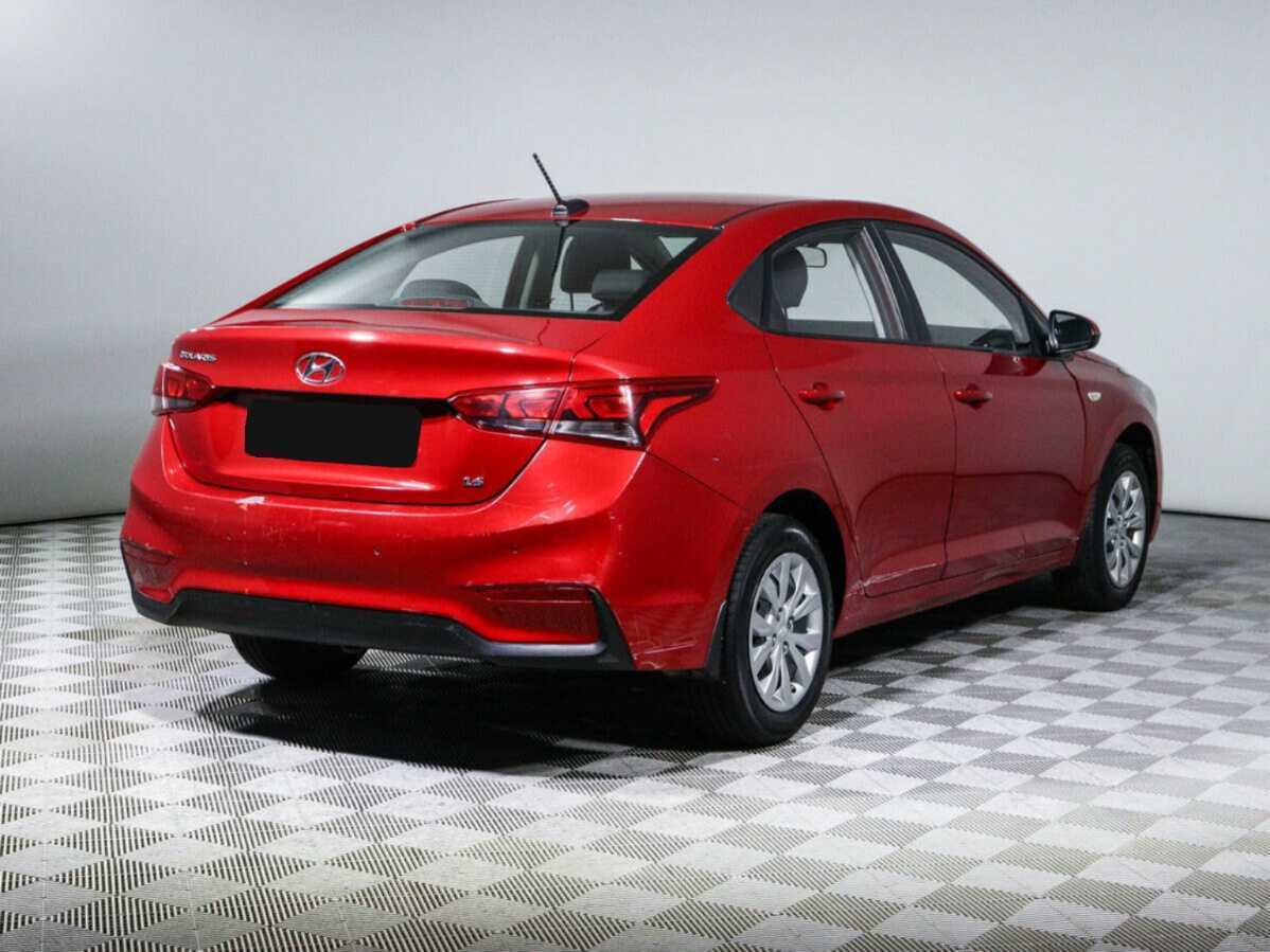 Hyundai Solaris с пробегом — 2017 год. Фото: #3