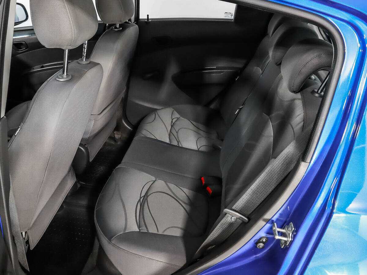 Chevrolet Spark с пробегом — 2013 год. Фото: #9