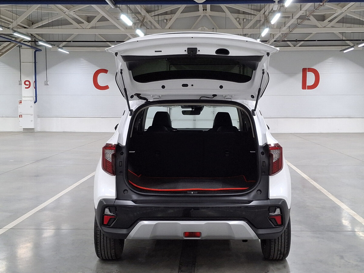 Kia Seltos с пробегом — 2024 год. Фото: #9