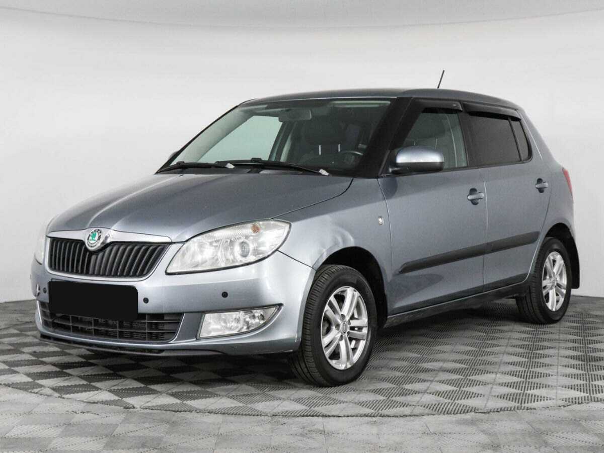 Skoda Fabia с пробегом — 2012 год. Фото: #0