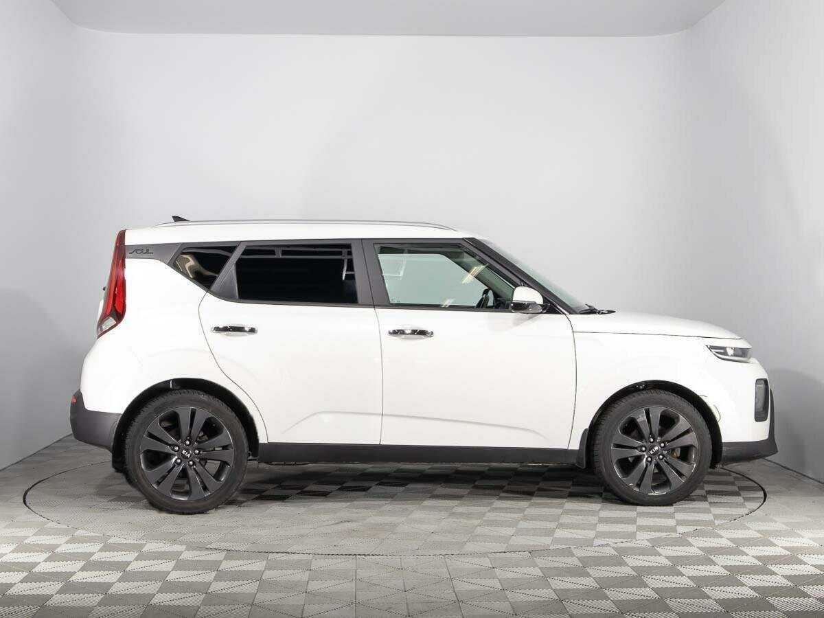 Kia Soul с пробегом — 2021 год. Фото: #3