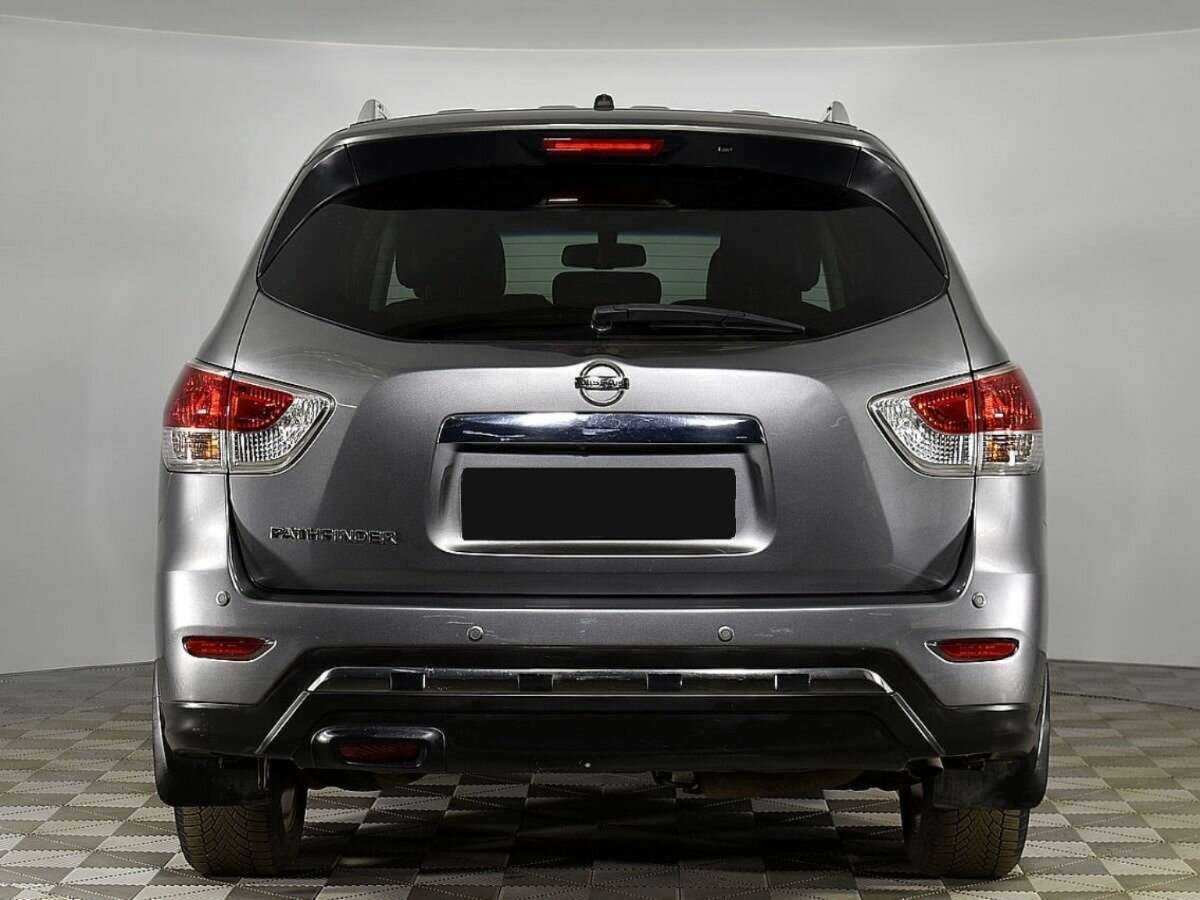 Nissan Pathfinder с пробегом — 2015 год. Фото: #3