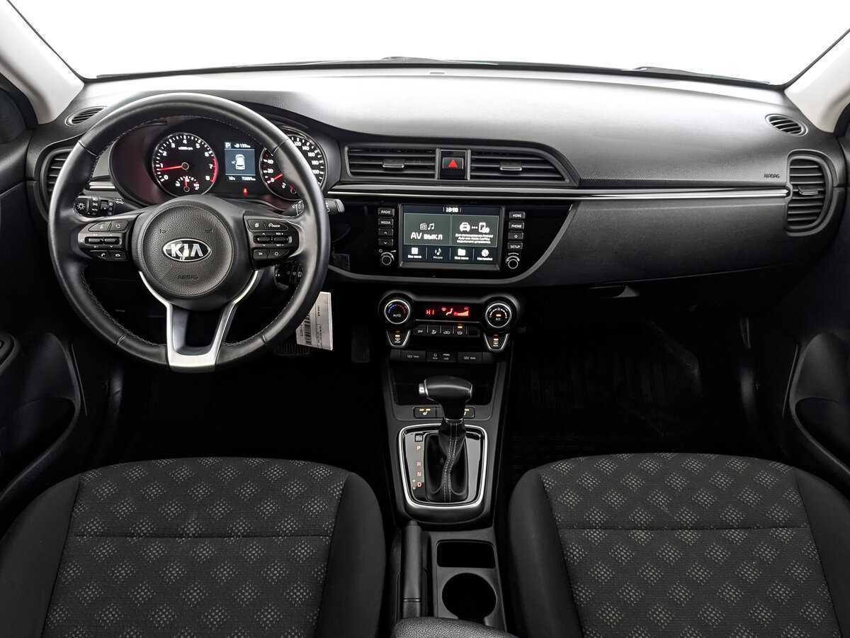 Kia Rio с пробегом — 2020 год. Фото: #13