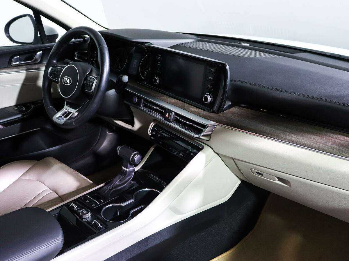 Kia K5 с пробегом — 2020 год. Фото: #5