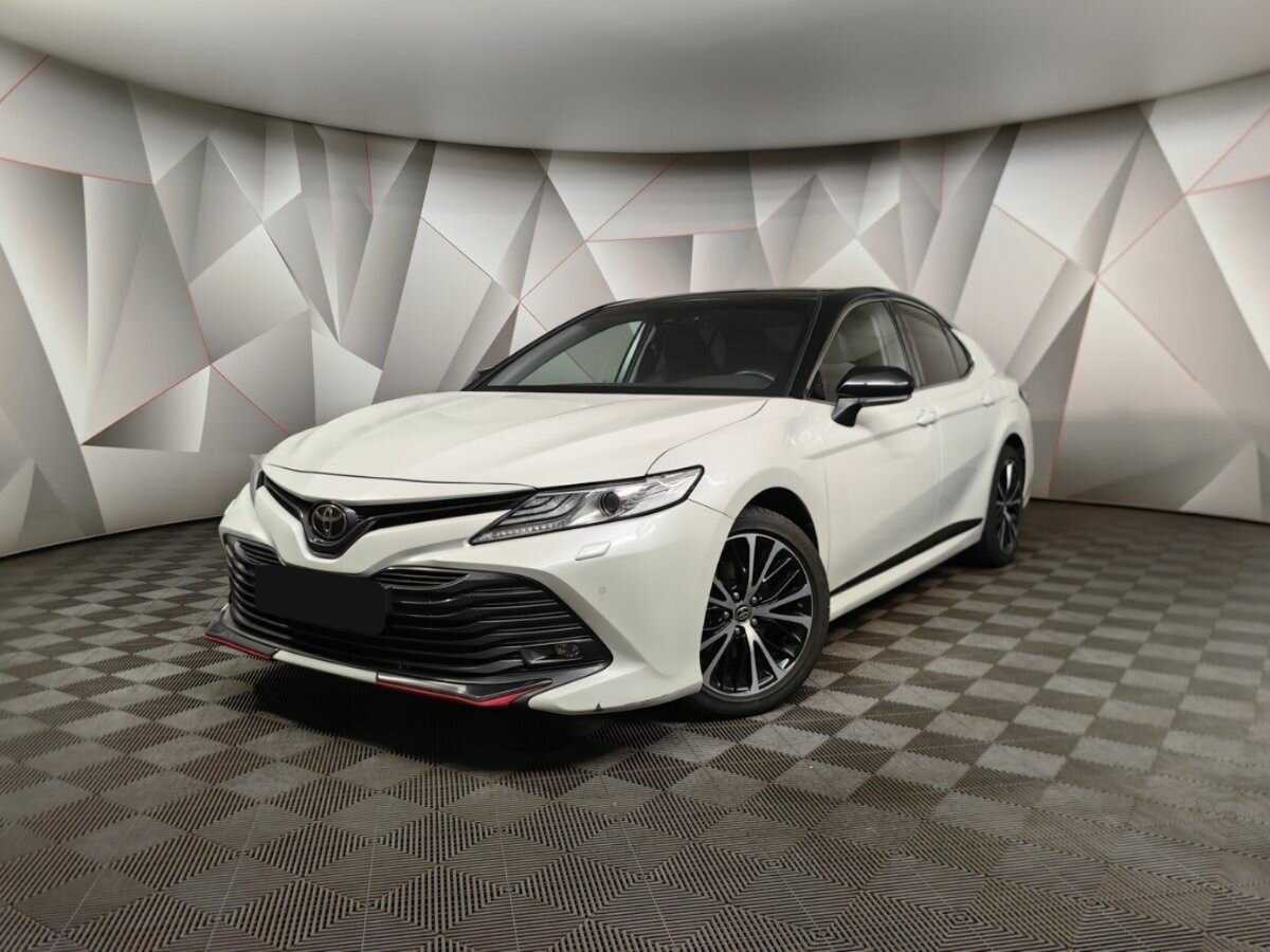 Toyota Camry с пробегом — 2020 год. Посмотреть фото
