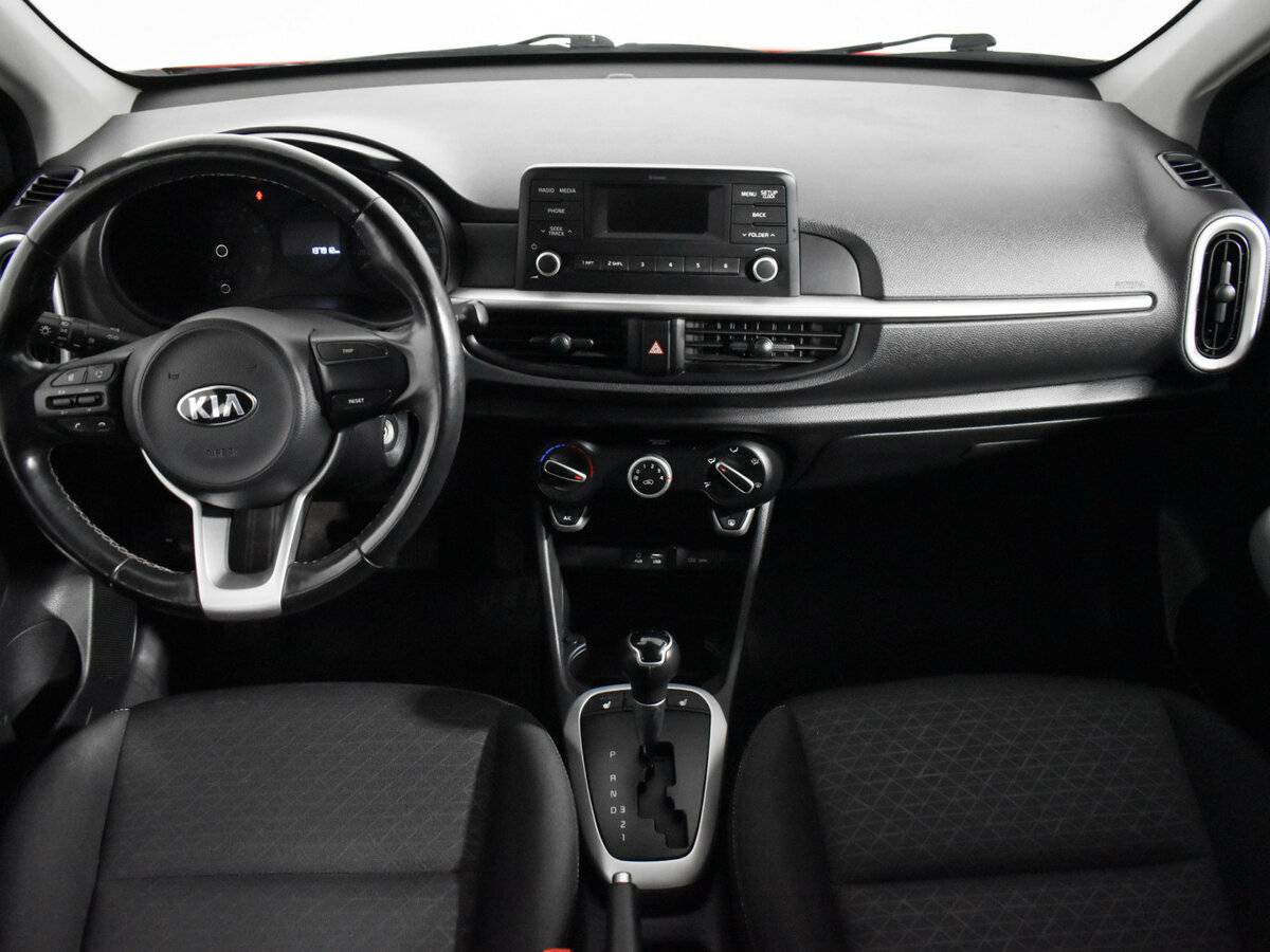 Kia Picanto с пробегом — 2018 год. Фото: #12