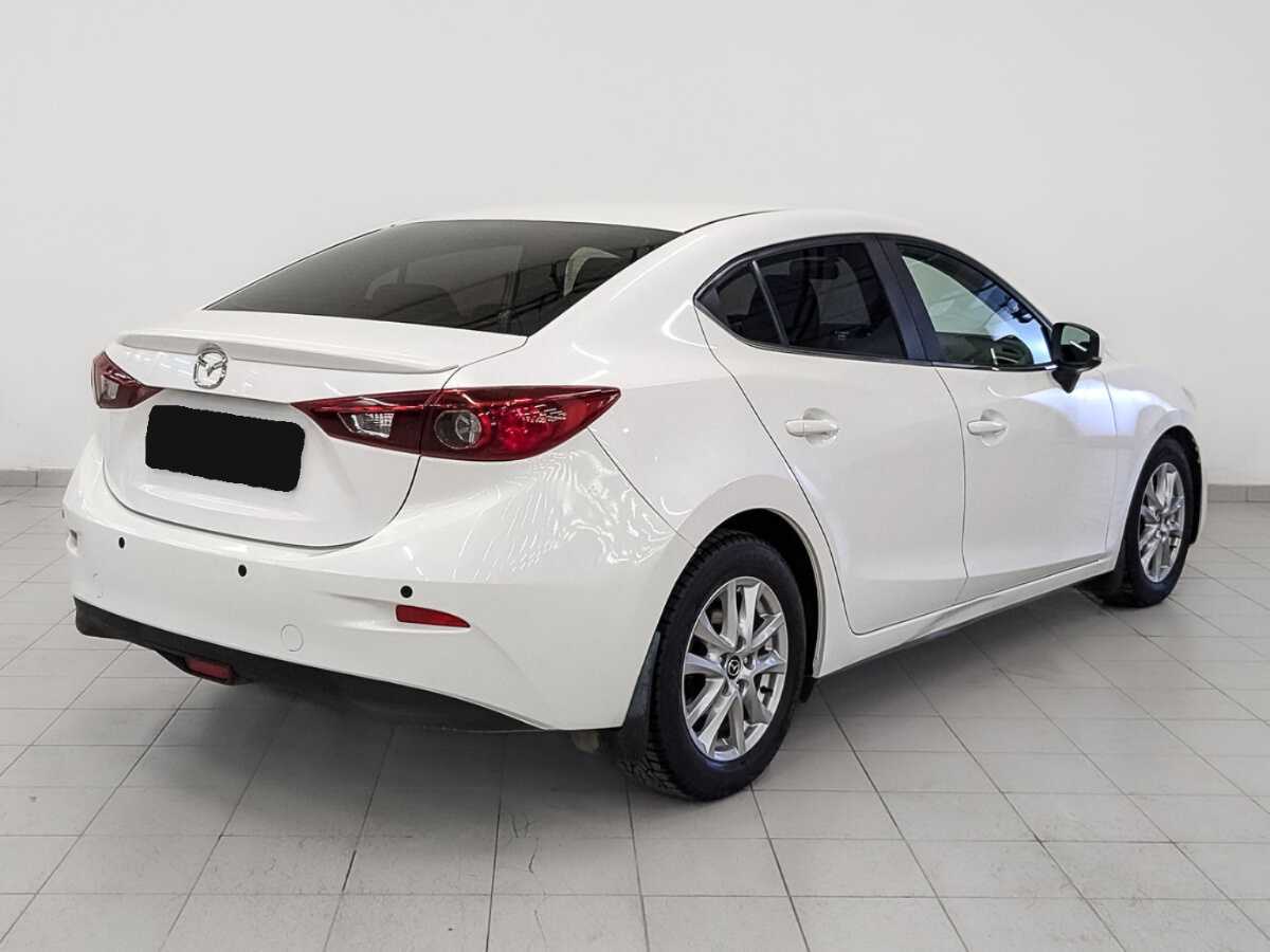 Mazda 3 с пробегом — 2018 год. Фото: #4