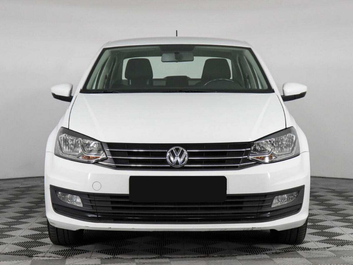 Volkswagen Polo с пробегом — 2018 год. Фото: #1