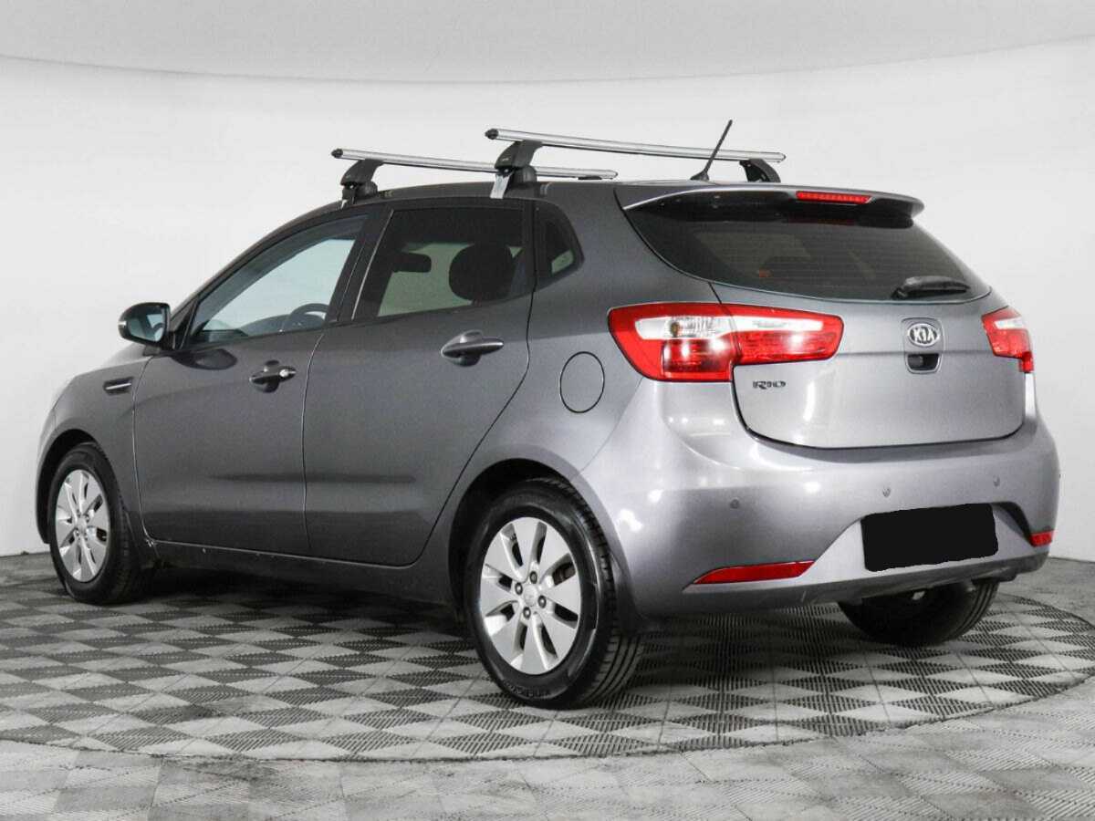 Kia Rio с пробегом — 2012 год. Фото: #6