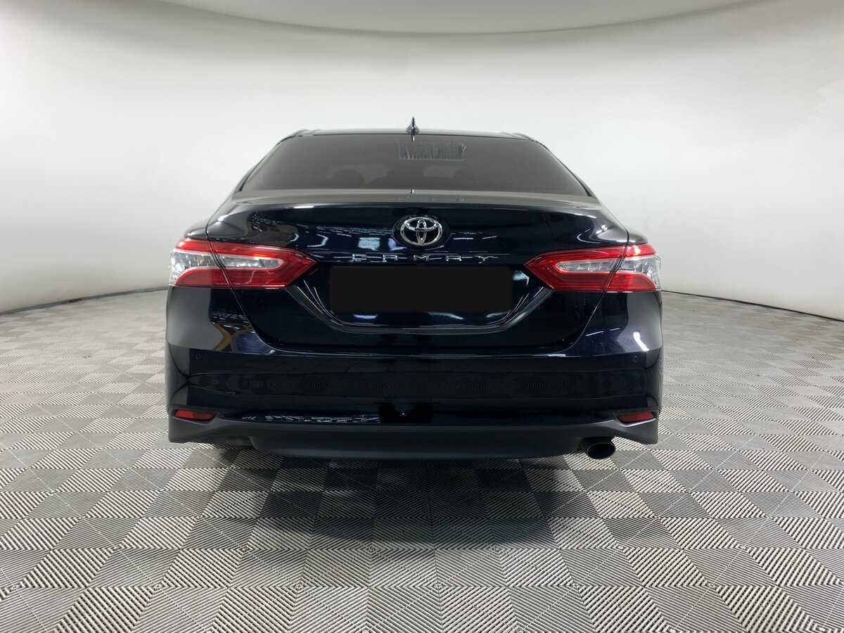 Toyota Camry с пробегом — 2020 год. Фото: #5