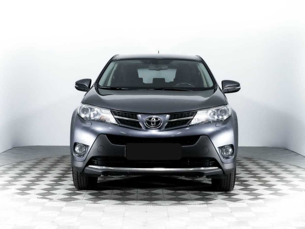 Toyota RAV4 с пробегом — 2013 год. Фото: #1