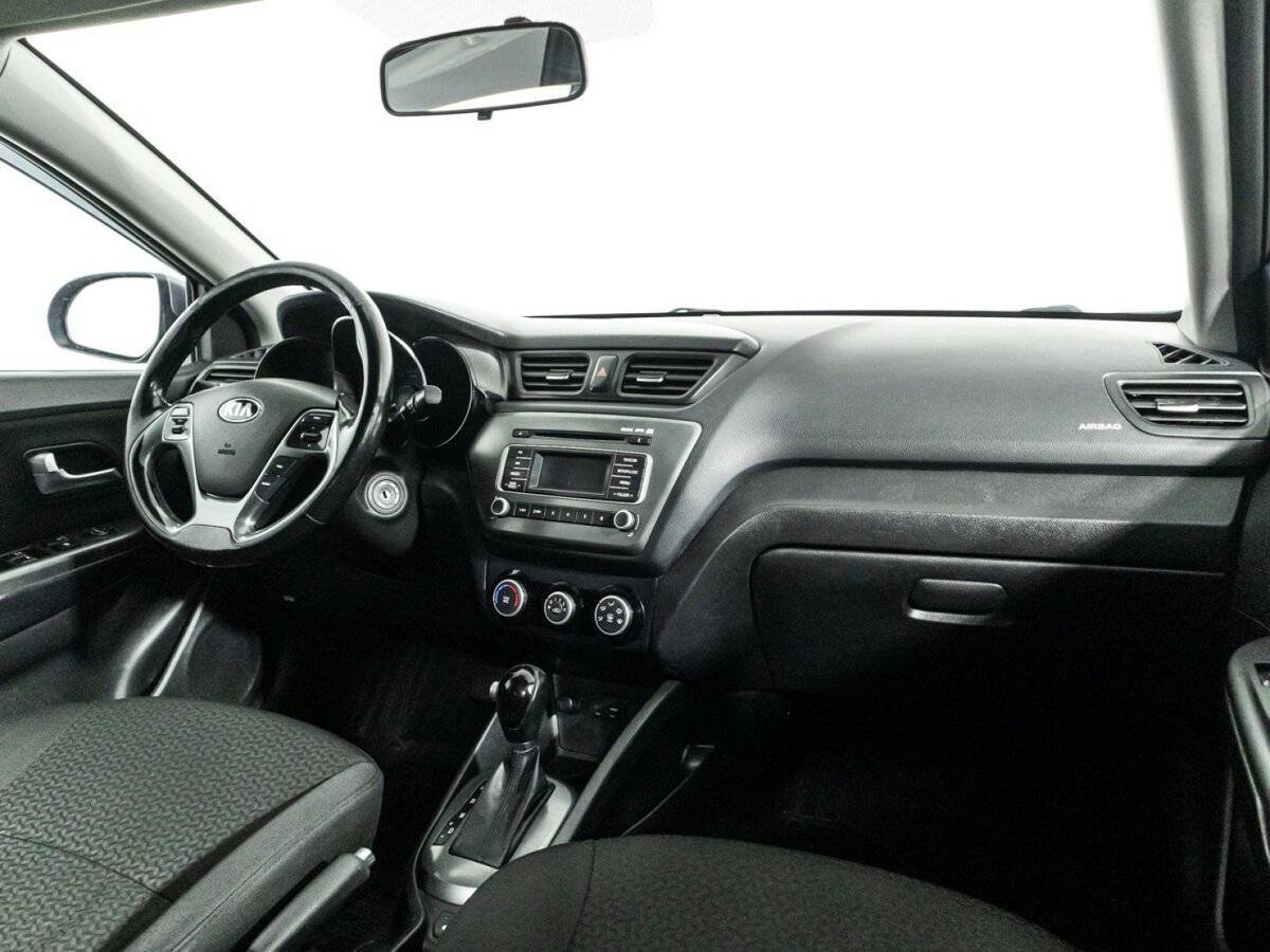 Kia Rio с пробегом — 2017 год. Фото: #8